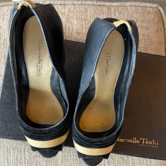 Marcello Toshi size 7 leather and suede heels - Picture 5 of 5